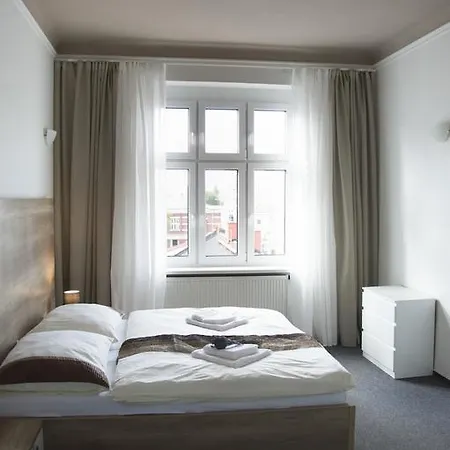 Designer Loft At Stodolní Street Apartmán