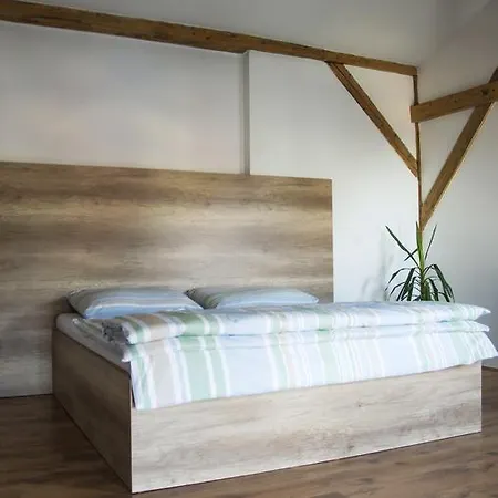 Designer Loft At Stodolní Street