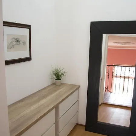 Designer Loft At Stodolní Street Apartmán *